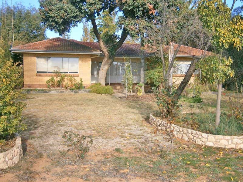 9 Cameron Street, Waikerie SA 5330