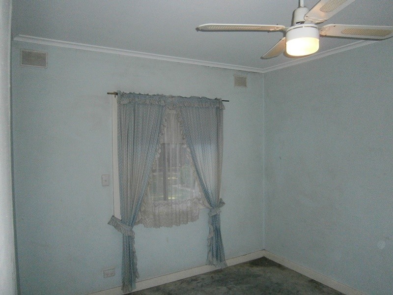 9 Cameron Street, Waikerie SA 5330