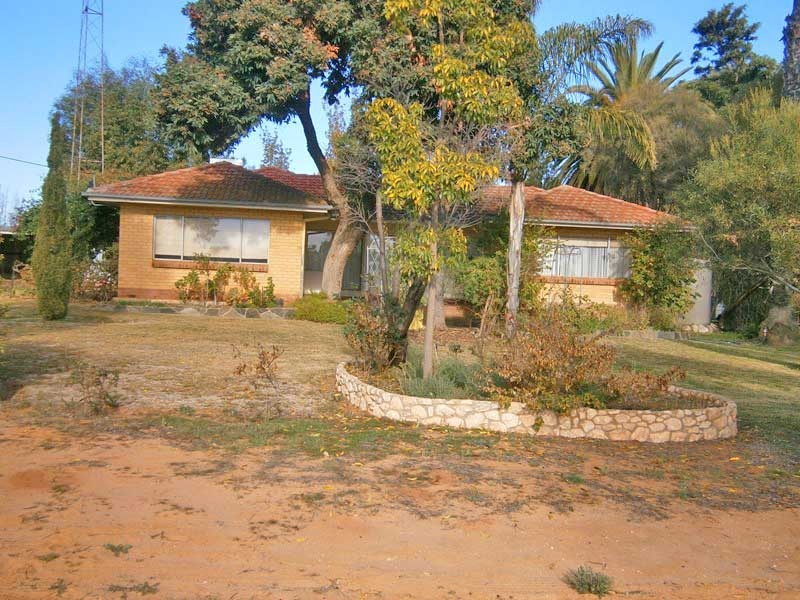 9 Cameron Street, Waikerie SA 5330