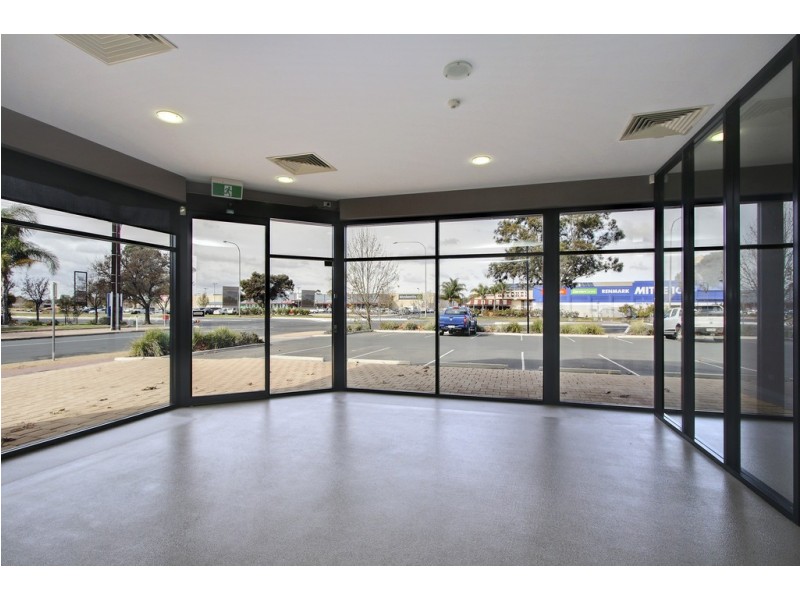 238 Renmark Avenue, Renmark SA 5341