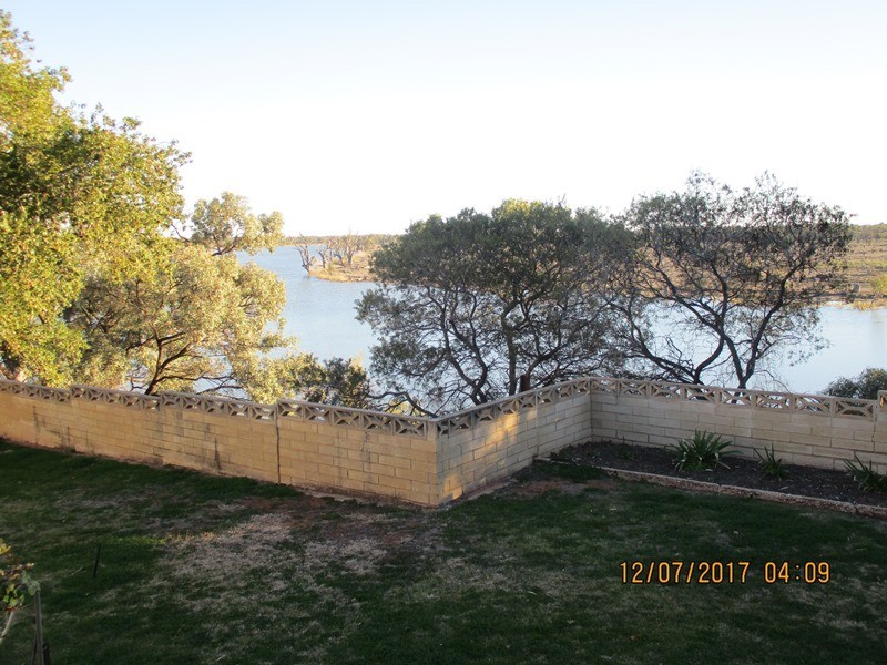 21054 Sturt Highway, Paringa SA 5340