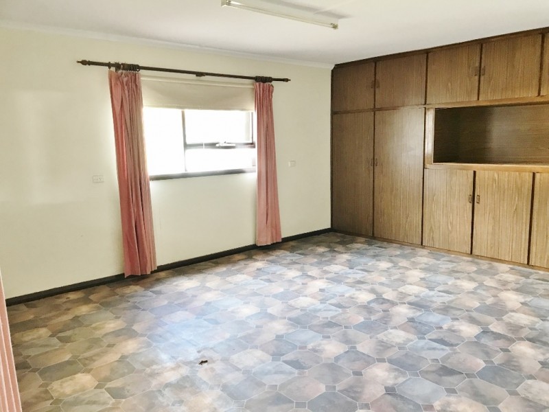 4 Petch Street, Loxton SA 5333