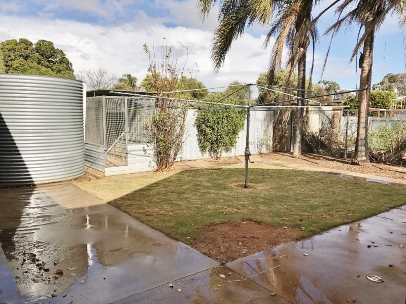 4 Petch Street, Loxton SA 5333