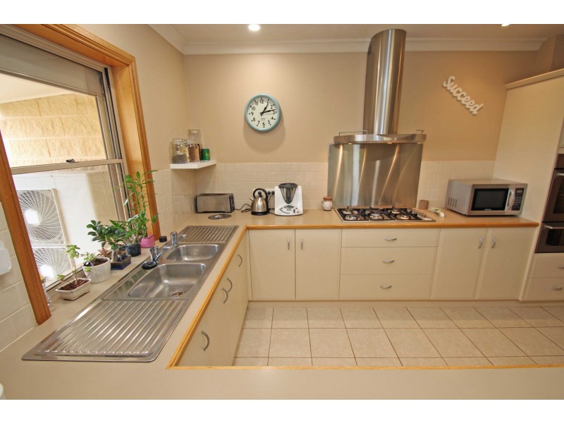 19 Moss Road, Berri SA 5343