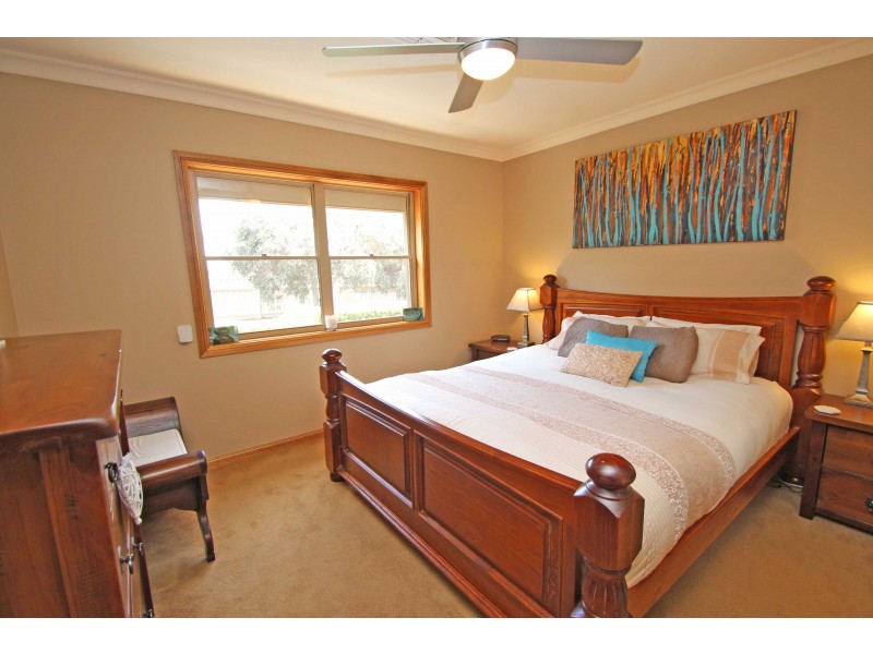 19 Moss Road, Berri SA 5343