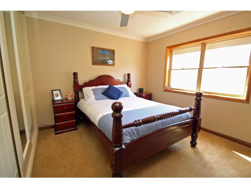 19 Moss Road, Berri SA 5343