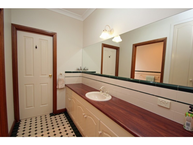 38 Twenty First Street, Renmark SA 5341