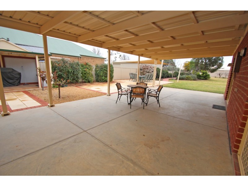 38 Twenty First Street, Renmark SA 5341