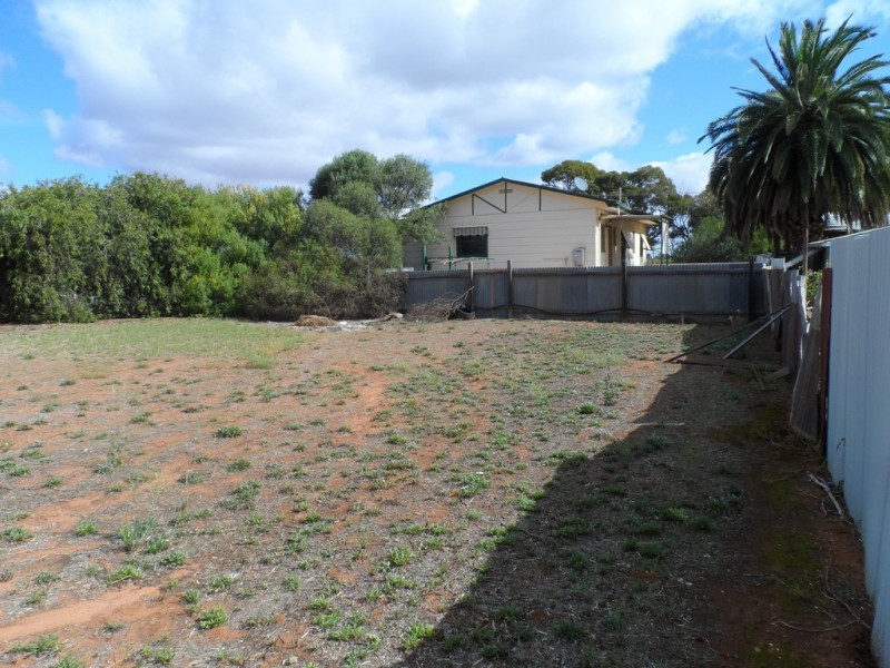5 Borneo Street, Loxton North SA 5333