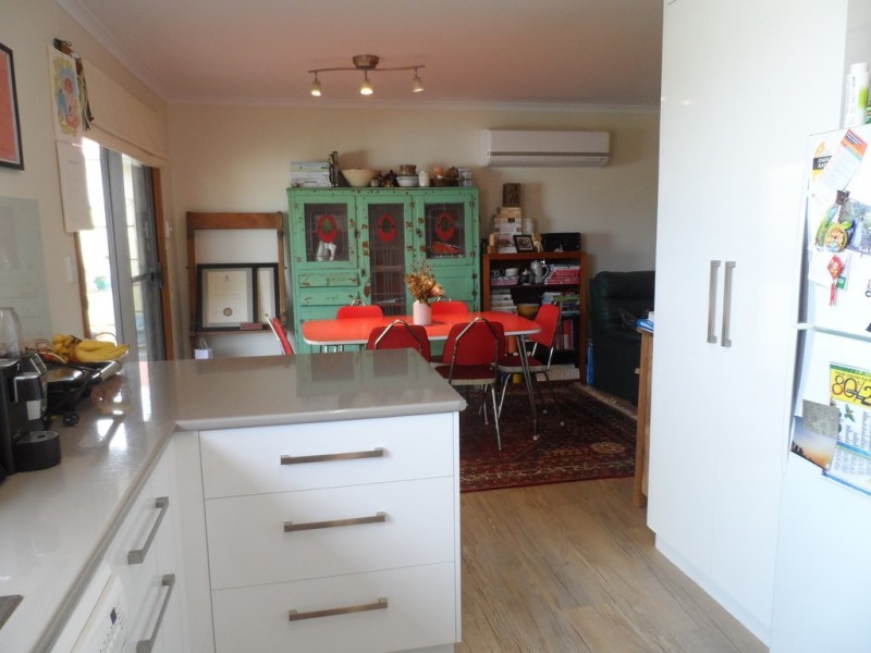11a First Street, Loxton SA 5333