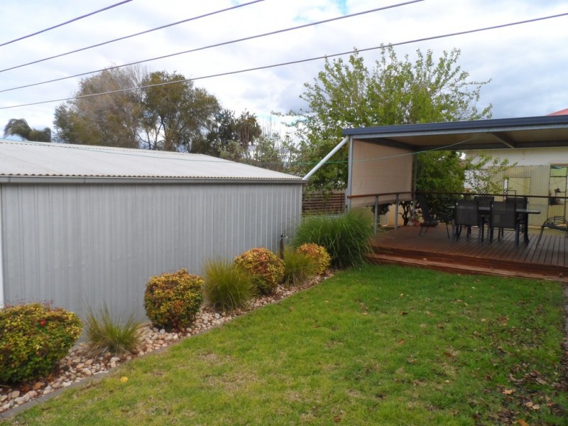 11a First Street, Loxton SA 5333