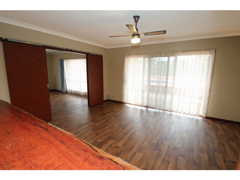 4 Murray Street, Paringa SA 5340
