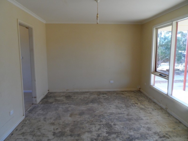 98 Drabsch Street, Loxton SA 5333