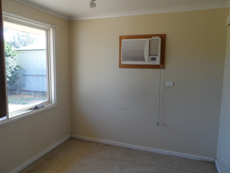 98 Drabsch Street, Loxton SA 5333