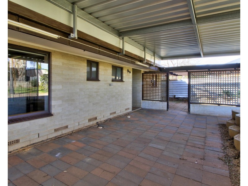 16 Fifth Street, Loxton SA 5333