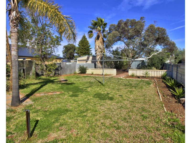 16 Fifth Street, Loxton SA 5333