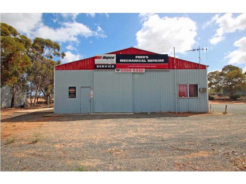 15 Industry Road, Paringa SA 5340