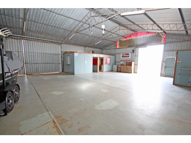 15 Industry Road, Paringa SA 5340