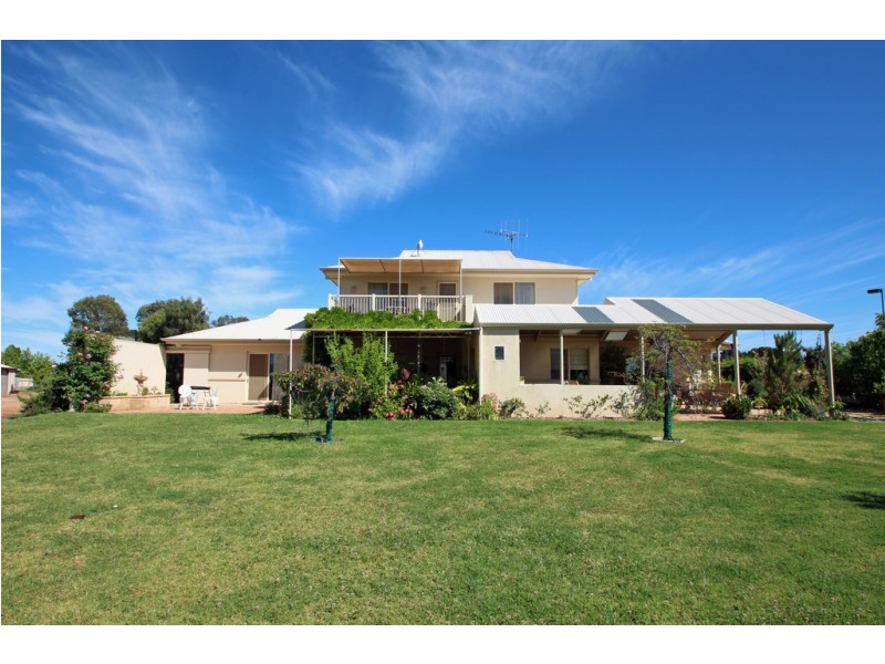 175 Chowilla Street, Renmark SA 5341