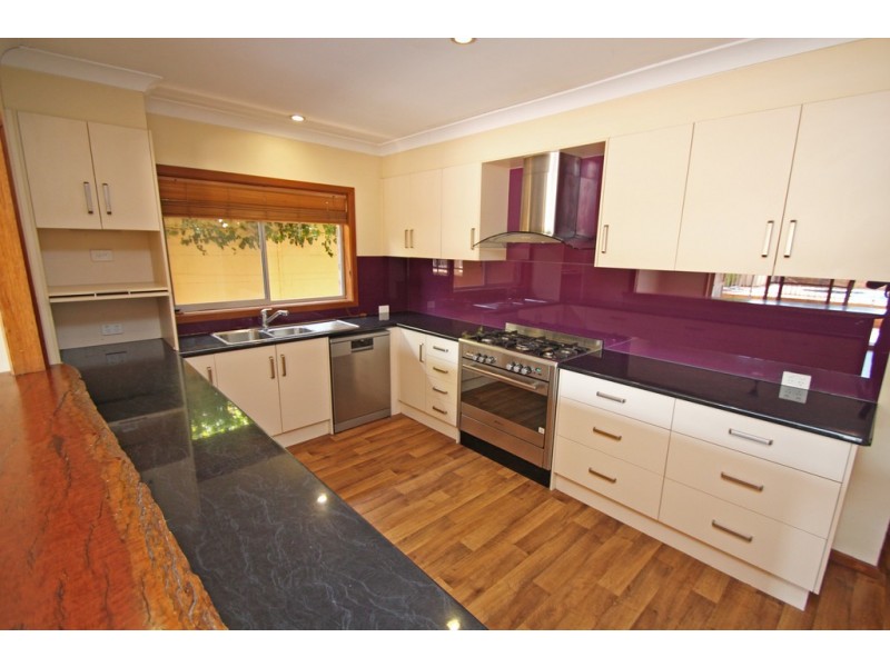 4 Murray Street, Paringa SA 5340