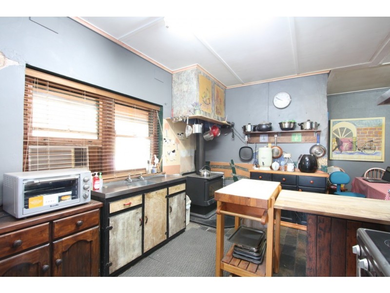 Various Secs Hundreds of Mantung, Mercunda and Bakara, Mercunda SA 5308