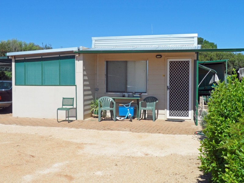 16 Sturt Street, Loxton SA 5333