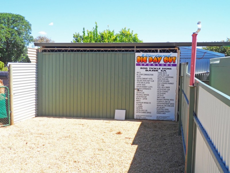 16 Sturt Street, Loxton SA 5333