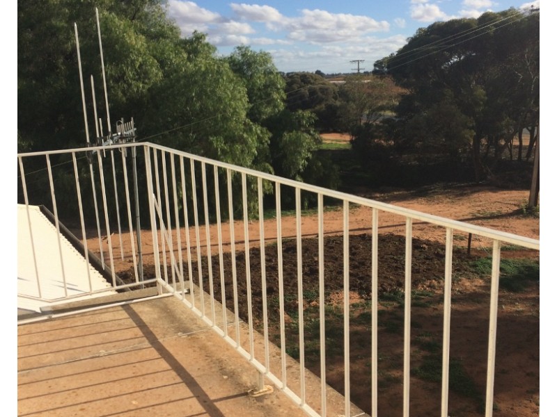 4 Bullwinkle Road, Loxton SA 5333