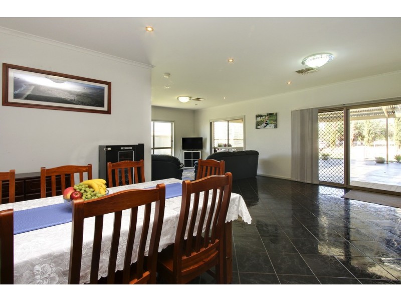 97 Edwards Road, Loxton SA 5333