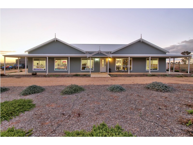 181 Edwards Road, Loxton SA 5333