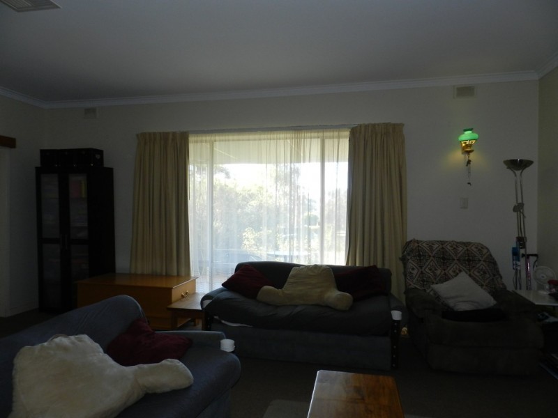 6 Derrick Street, Berri SA 5343