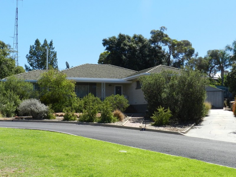 6 Derrick Street, Berri SA 5343