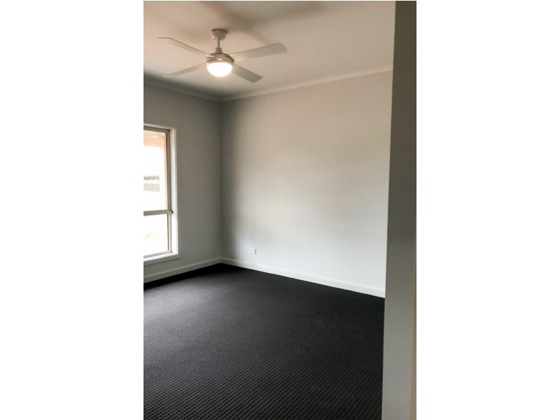 2/12 William Street, Loxton SA 5333