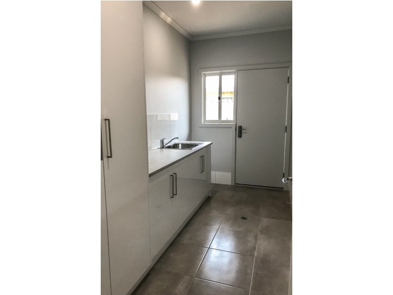 2/12 William Street, Loxton SA 5333