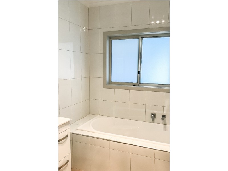 1/12 William Street, Loxton SA 5333