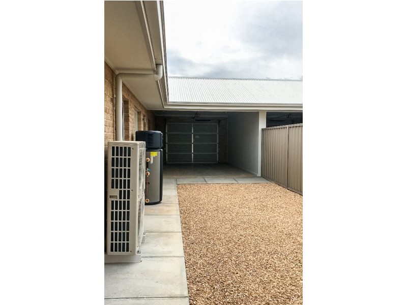 1/12 William Street, Loxton SA 5333