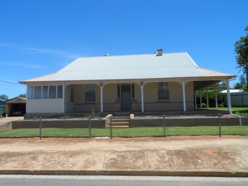 20 Third Street, Loxton SA 5333