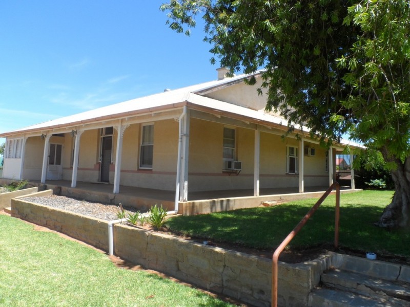 20 Third Street, Loxton SA 5333