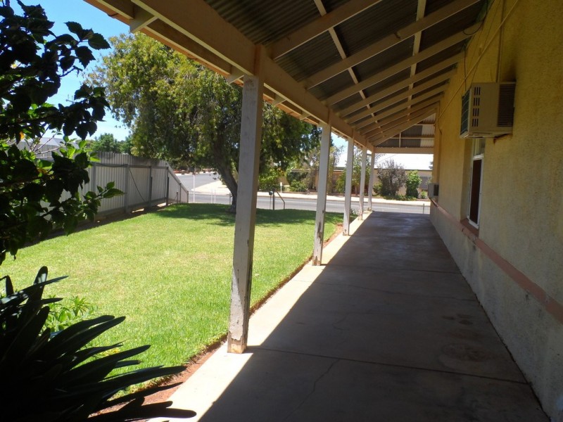 20 Third Street, Loxton SA 5333
