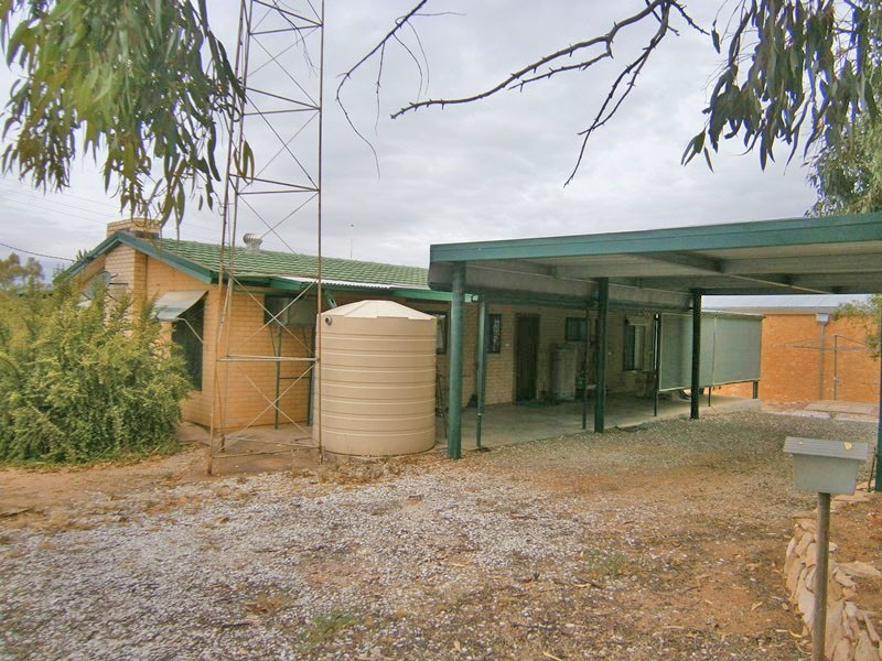 23 Railway Terrace, Morgan SA 5320