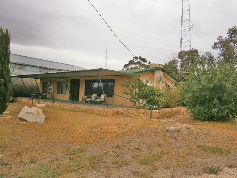 23 Railway Terrace, Morgan SA 5320