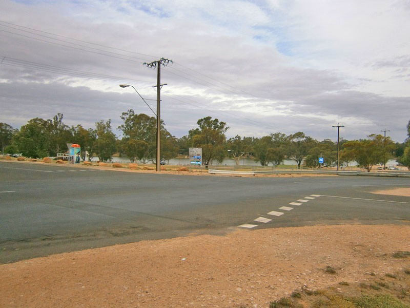 23 Railway Terrace, Morgan SA 5320