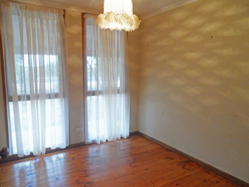 284 Alamein Avenue, Loxton SA 5333