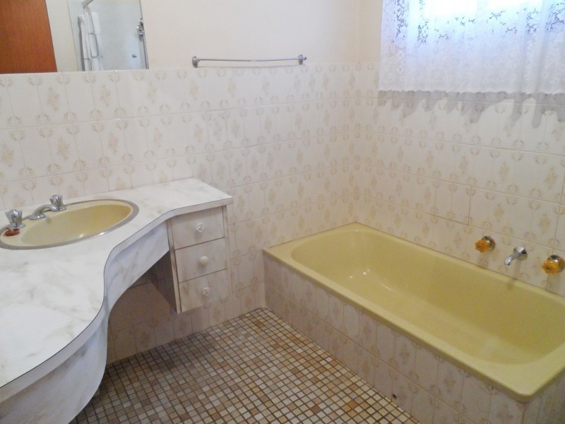 284 Alamein Avenue, Loxton SA 5333