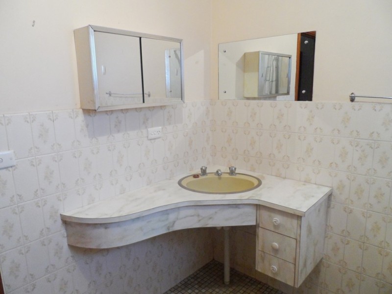 284 Alamein Avenue, Loxton SA 5333