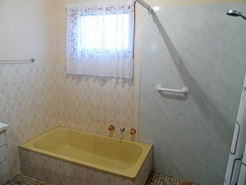 284 Alamein Avenue, Loxton SA 5333