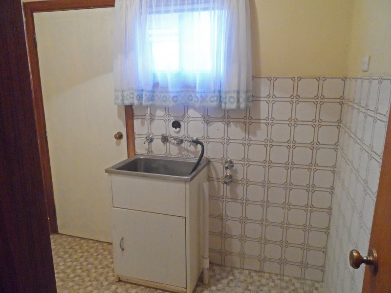 284 Alamein Avenue, Loxton SA 5333