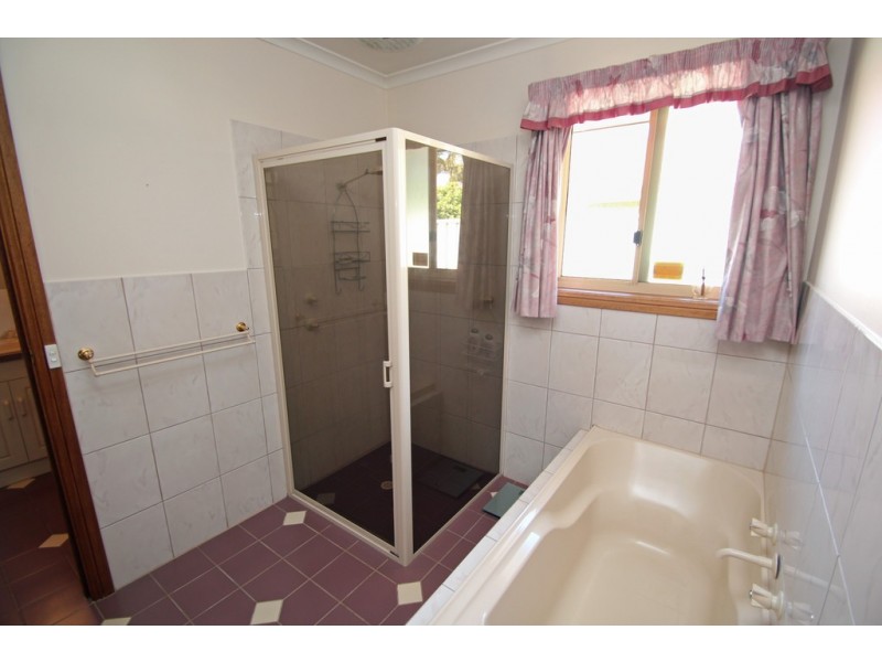 16A Railway Terrace, Renmark SA 5341