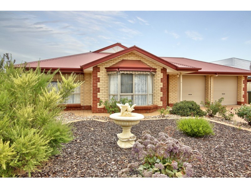 5 Torrens Street, Loxton SA 5333