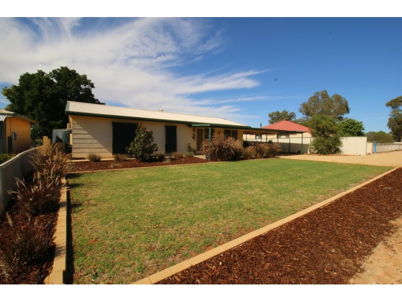 280 Alamein Avenue, Loxton SA 5333